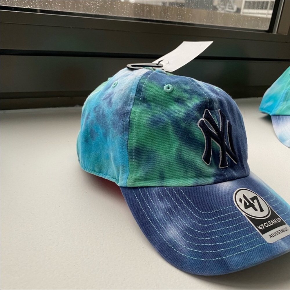 New York Yankees 47 Blue Teal Tie Dye Baseball Cap - Picture 4 of 14